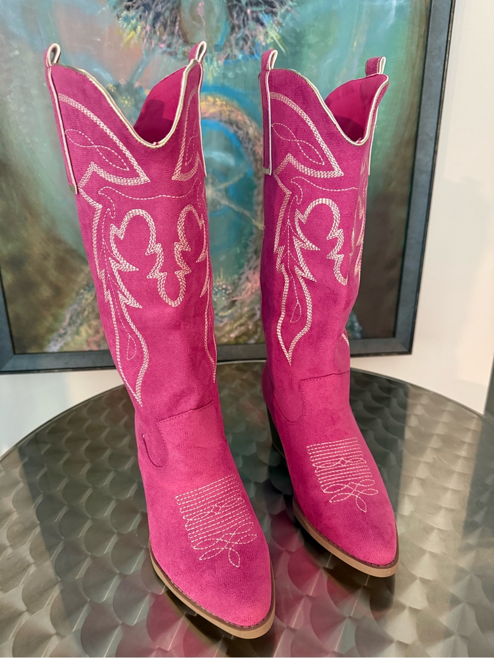 Ladies Fashionable Embroidered Mid Calf Leg Boots-Sz 5-Magenta